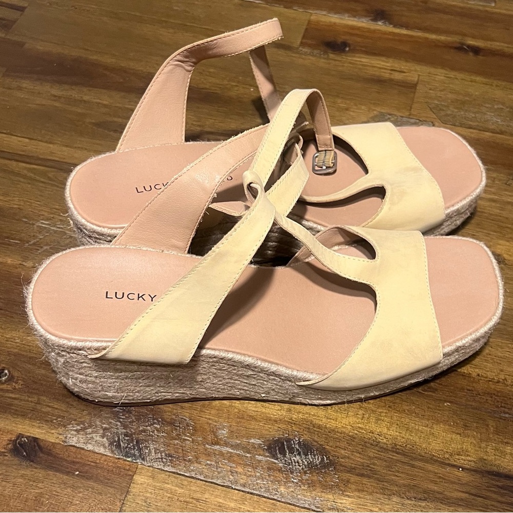 LUCKY BRAND YELLOW HEELED SANDALS size 12